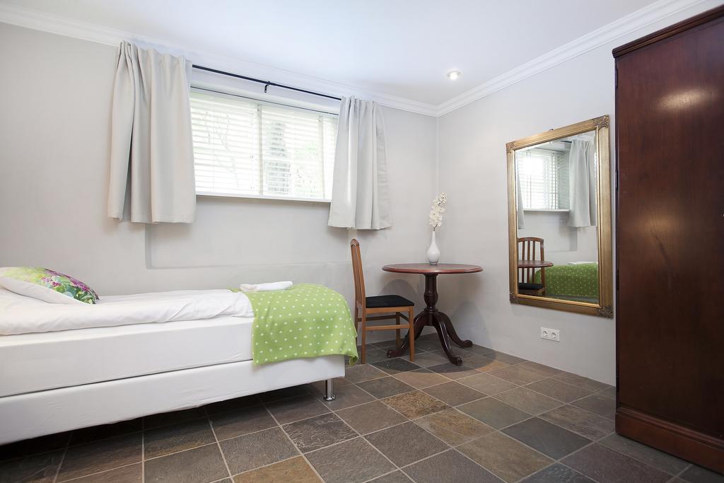 Skolabru Guesthouse Reykjavik Phòng bức ảnh
